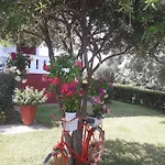 Family Dora Villa