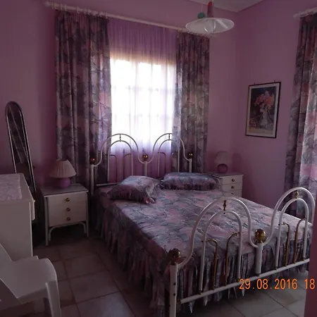 Family Dora Villa Zacharo