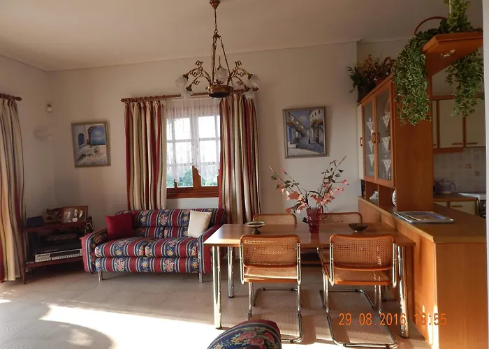 Villa Family Dora Zacharo